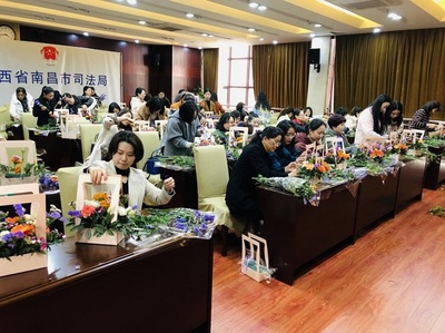 市司法局婦委會舉辦“追逐夢想 綻放風采”花藝講座 以花為媒，豐富文化生活，彰顯巾幗風采